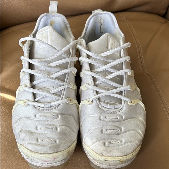 Nike Air VaporMax Plus in Cream White size 12.5 - Picture 2 of 12